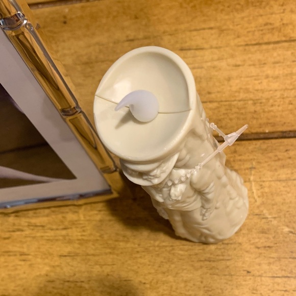 Vampira Silver Photo Frame w Black Skull Mug & cream Candle Halloween decor - Picture 8 of 16